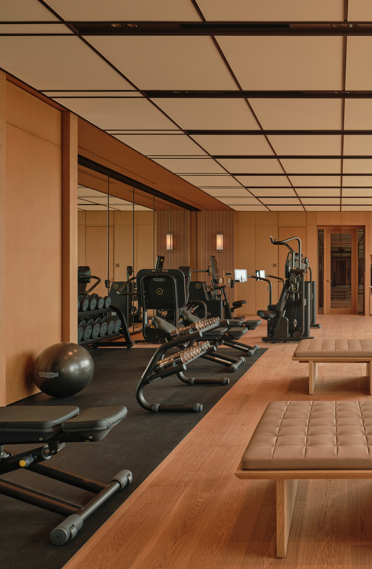 シティビューを楽しめるプレミアルーム | パティーナ大阪でのご宿泊, image size:750x1146